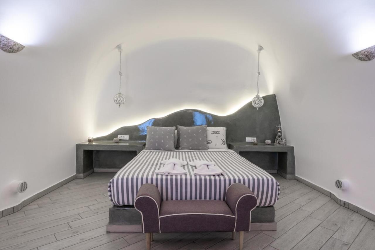 Cally Cave House Fira (Santorini) Exterior foto